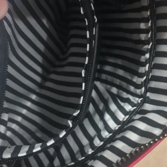 Pink Purse - Picture 6 of 7